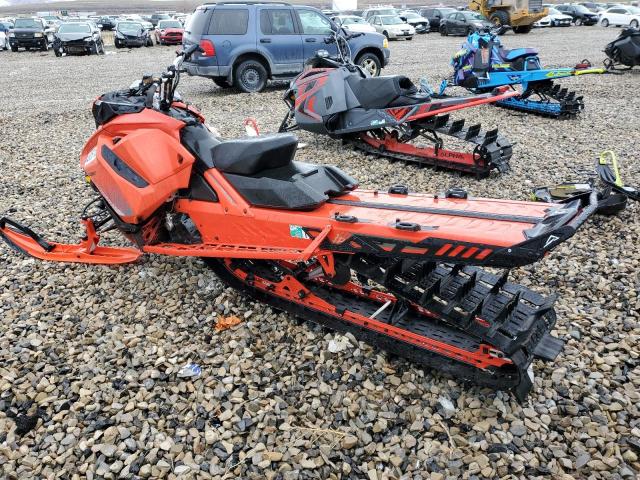 2BPSTKKD9KV000221 - 2019 SKI DOO SUMMIT ORANGE photo 3