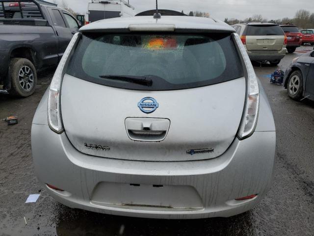 1N4BZ0CP9HC310929 - 2017 NISSAN LEAF S SILVER photo 6