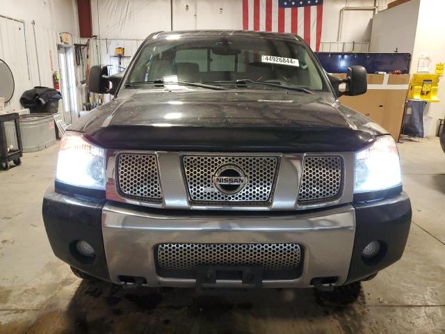 1N6AA07B34N573831 - 2004 NISSAN TITAN XE BLACK photo 5