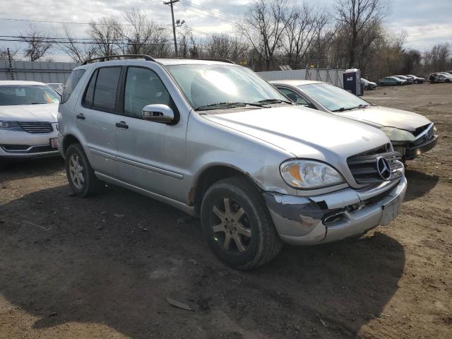 4JGAB57E53A439525 - 2003 MERCEDES-BENZ ML 350 SILVER photo 4