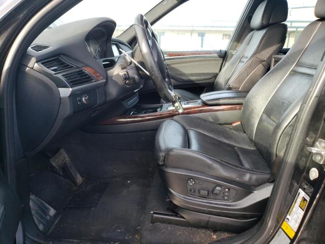 5UXFE8C51AL312182 - 2010 BMW X5 XDRIVE48I Czarny zdjęcie 7