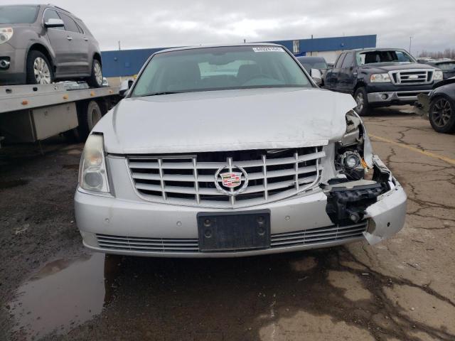 1G6KH5E63BU114911 - 2011 CADILLAC DTS PREMIUM COLLECTION SILVER photo 5