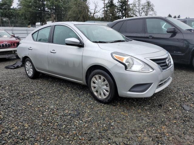 3N1CN7AP6KL839114 - 2019 NISSAN VERSA S SILVER photo 4