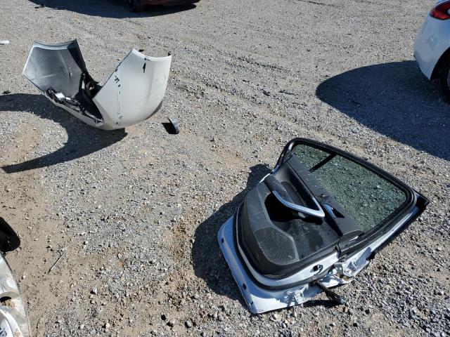 2G4GU5GX8H9106860 - 2017 BUICK REGAL GS Ақ фото 12