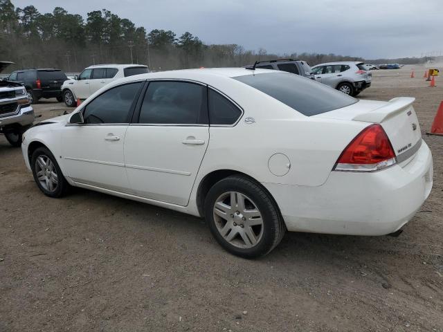 2G1WU581269159778 - 2006 CHEVROLET IMPALA LTZ WHITE photo 2