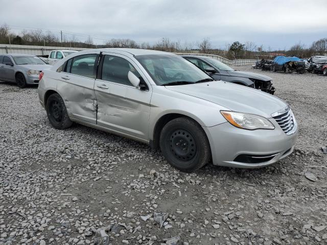 1C3BC4FB7BN562732 - 2011 CHRYSLER 200 LX SILVER photo 4