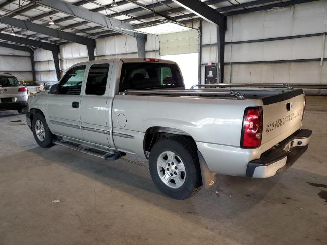 1GCEC19X77Z141303 - 2007 CHEVROLET SILVERADO C1500 CLASSIC SILVER photo 2