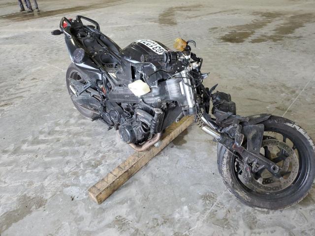 WB1022707BZS50441 - 2011 BMW F800 R GRAY photo 1