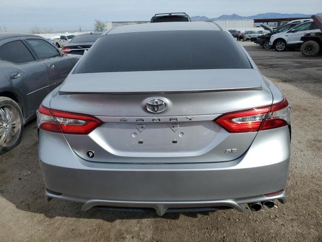 4T1B11HK2JU096107 - 2018 TOYOTA CAMRY L SILVER photo 6