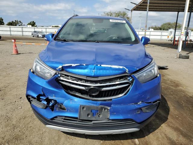 KL4CJASB6JB629311 - 2018 BUICK ENCORE PREFERRED BLUE photo 5