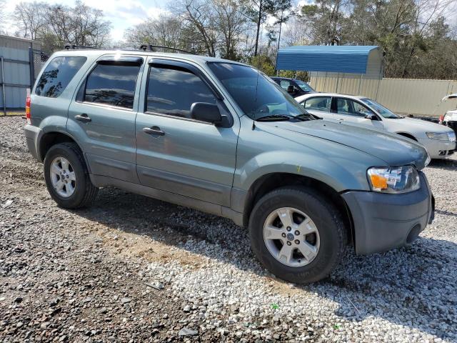 1FMCU03156KA32747 - 2006 FORD ESCAPE XLT GREEN photo 4