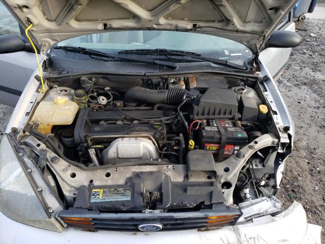 3FAFP37353R192792 - 2003 FORD FOCUS ZX5 SILVER photo 11