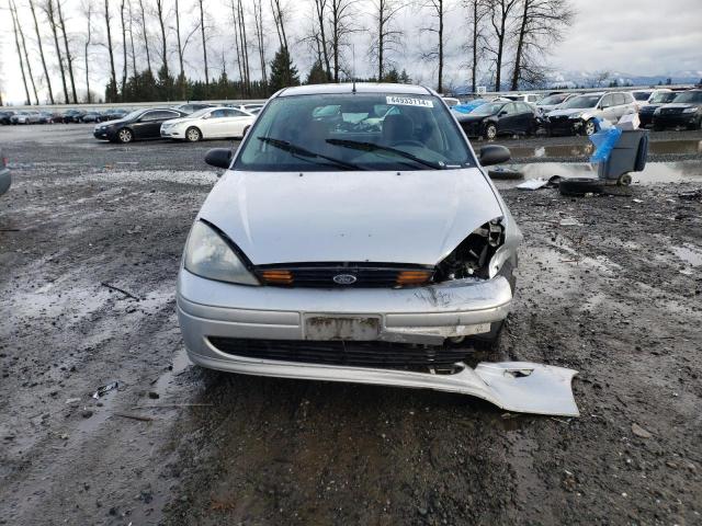 3FAFP37353R192792 - 2003 FORD FOCUS ZX5 SILVER photo 5