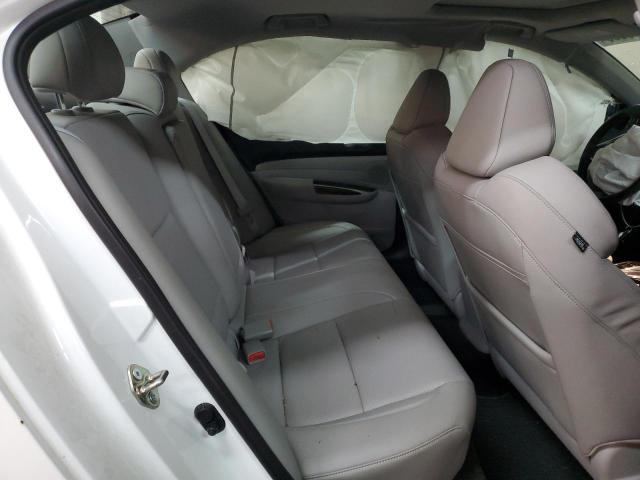 19UUB3F5XGA004515 - 2016 ACURA TLX TECH WHITE photo 10