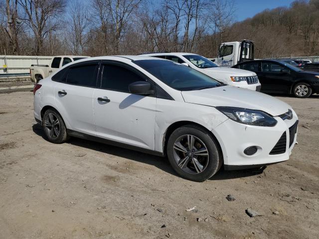 1FAHP3E2XCL194877 - 2012 FORD FOCUS S WHITE photo 4