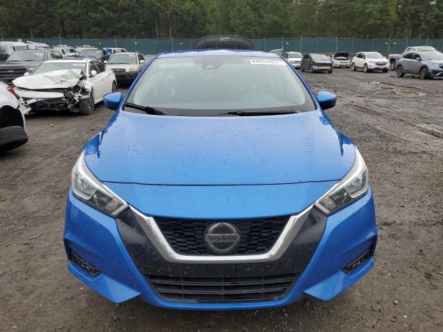 3N1CN8EV3ML863789 - 2021 NISSAN VERSA SV BLUE photo 5