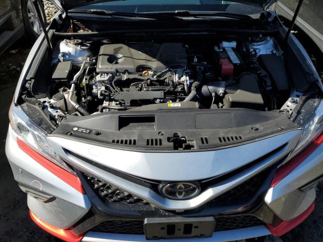 4T1K61AK2LU304713 - 2020 TOYOTA CAMRY XSE SILVER photo 11