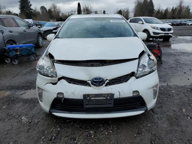 JTDKN3DU3E0362209 - 2014 TOYOTA PRIUS WHITE photo 5