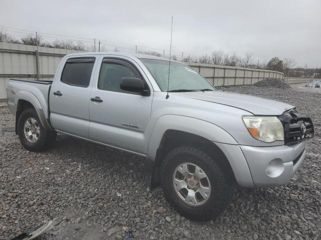 3TMJU62N68M051452 - 2008 TOYOTA TACOMA DOUBLE CAB PRERUNNER SILVER photo 4