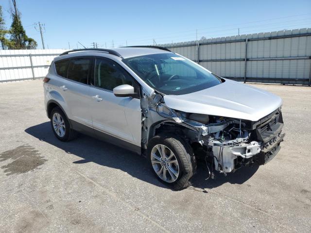 1FMCU0GDXJUD33807 - 2018 FORD ESCAPE SE SILVER photo 4