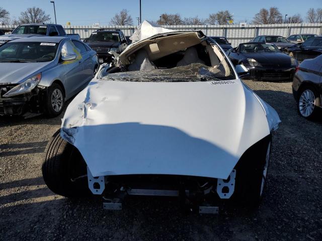 5YJSA1H12EFP49514 - 2014 TESLA MODEL S თეთრი ფოტო 5