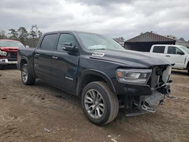 1C6SRFJT2NN138845 - 2022 RAM 1500 LARAMIE BLACK photo 4