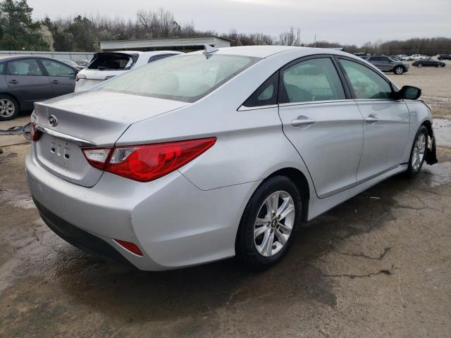 5NPEB4AC0EH927414 - 2014 HYUNDAI SONATA GLS SILVER photo 3