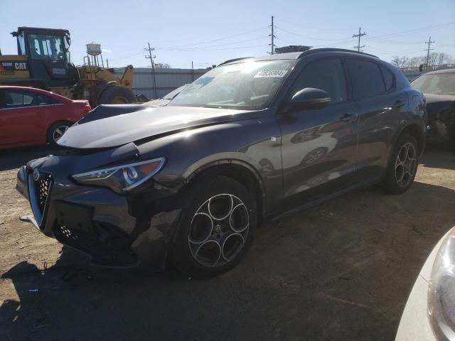ZASFAKPN9J7B69731 - 2018 ALFA ROMEO STELVIO SPORT Grau Foto 1