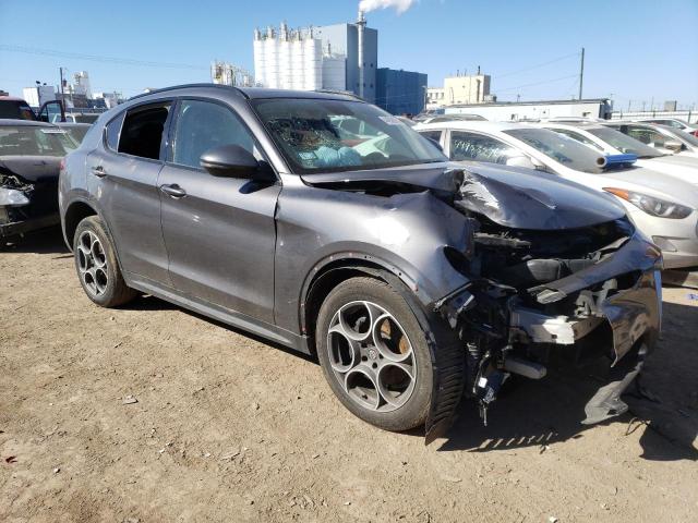 ZASFAKPN9J7B69731 - 2018 ALFA ROMEO STELVIO SPORT Grau Foto 4