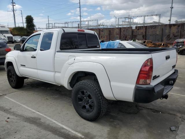 5TETU62N35Z102123 - 2005 TOYOTA TACOMA PRERUNNER ACCESS CAB WHITE photo 2