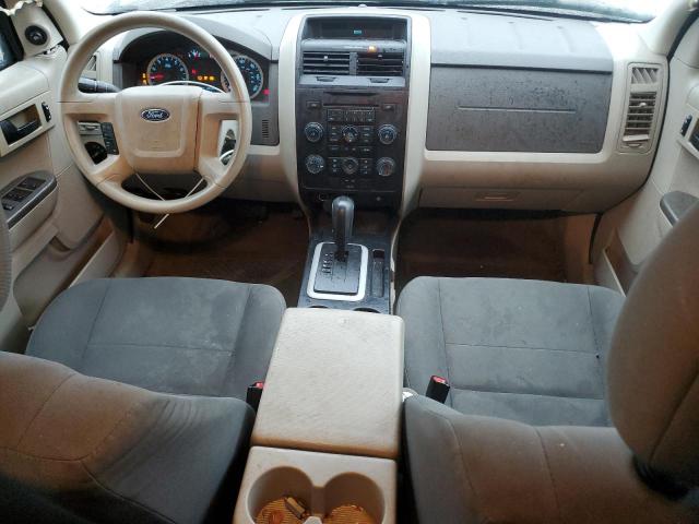 1FMCU0C7XCKA22117 - 2012 FORD ESCAPE XLS SILVER photo 8