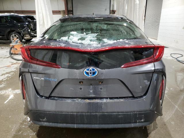 JTDKARFP6J3080239 - 2018 TOYOTA PRIUS PRIM 灰色 照片 6