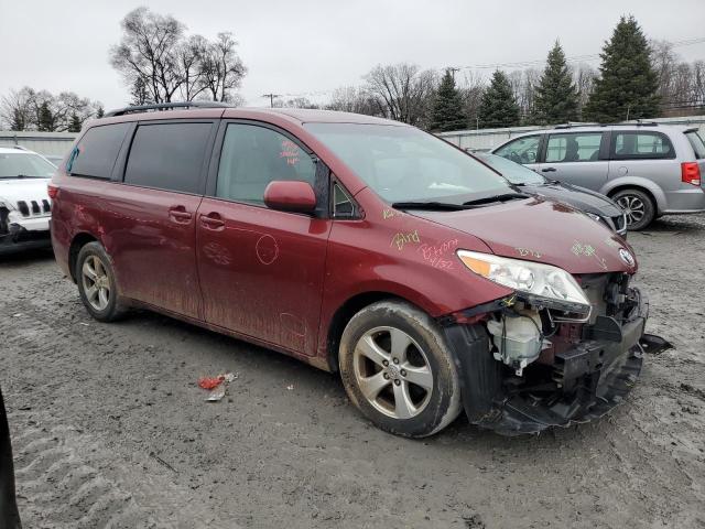 5TDKK3DC6FS539561 - 2015 TOYOTA SIENNA LE RED photo 4