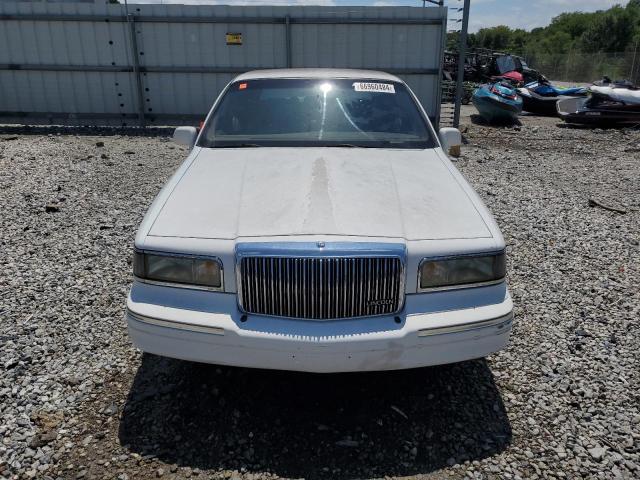 1LNLM81W4TY641611 - 1996 LINCOLN TOWN CAR EXECUTIVE Weiß Foto 5