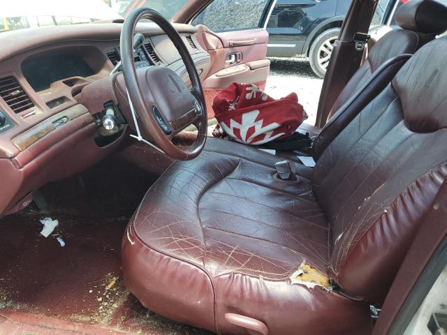 1LNLM81W4TY641611 - 1996 LINCOLN TOWN CAR EXECUTIVE Weiß Foto 7