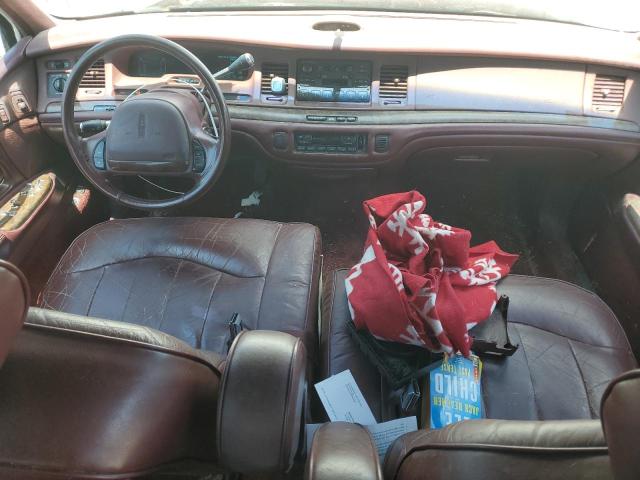 1LNLM81W4TY641611 - 1996 LINCOLN TOWN CAR EXECUTIVE Weiß Foto 8