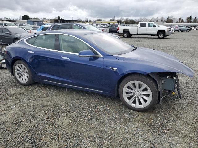 5YJSA1E25JF247197 - 2018 TESLA MODEL S BLUE photo 4