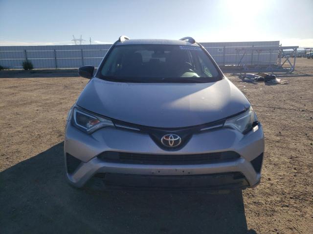 2T3ZFREVXHW343369 - 2017 TOYOTA RAV4 LE SILVER photo 5