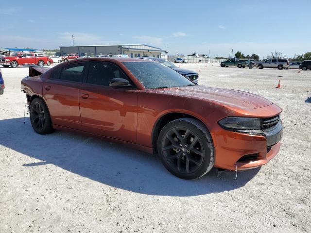 2C3CDXBG1NH178608 - 2022 DODGE CHARGER SXT ORANGE photo 4