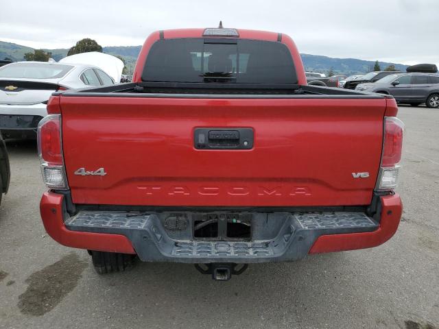 3TMGZ5AN3JM146841 - 2018 TOYOTA TACOMA DOUBLE CAB RED photo 6