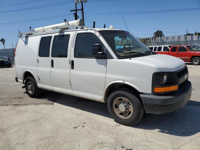 1GCGG25V761182261 - 2006 CHEVROLET EXPRESS G2 WHITE photo 4