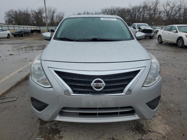 3N1CN7AP0HL863711 - 2017 NISSAN VERSA S SILVER photo 5