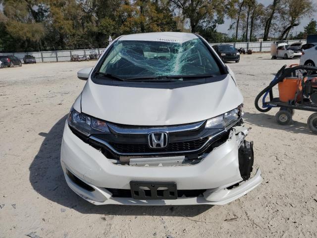 3HGGK5H44KM743534 - 2019 HONDA FIT LX WHITE photo 5