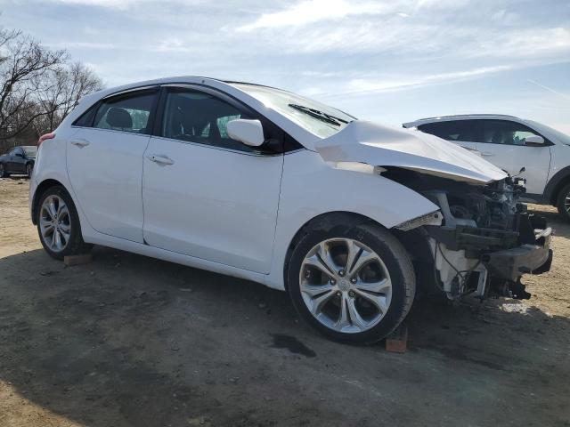 KMHD35LH9EU184311 - 2014 HYUNDAI ELANTRA GT WHITE photo 4