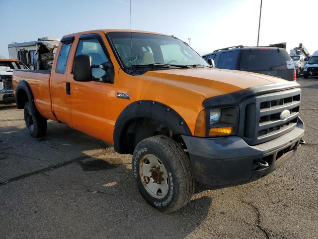 1FTSX21546EB57942 - 2006 FORD F250 SUPER DUTY ORANGE photo 4