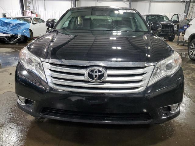 4T1BK3DB4CU448282 - 2012 TOYOTA AVALON BASE 黑色 照片 5