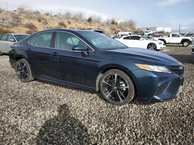 4T1BZ1HK9JU500738 - 2018 TOYOTA CAMRY XSE TEAL photo 4