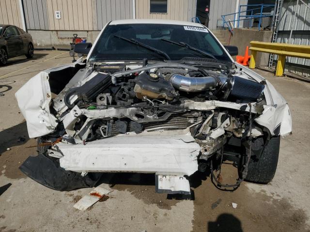 1ZVHT82H985202164 - 2008 FORD MUSTANG GT WHITE photo 5