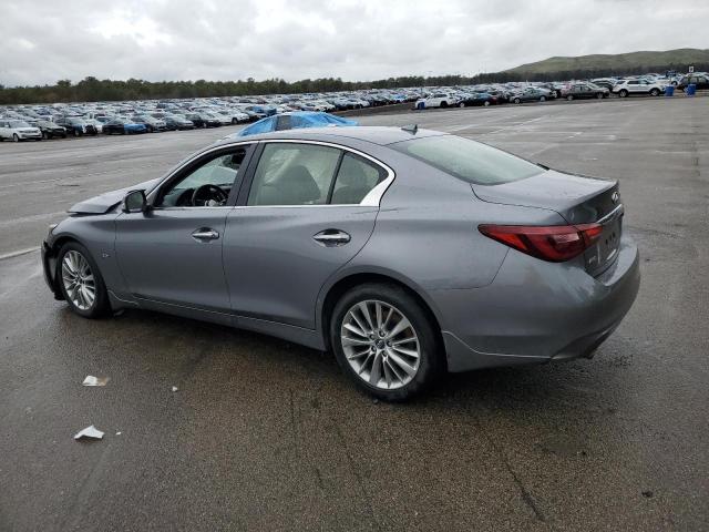 JN1EV7AR6JM430674 - 2018 INFINITI Q50 LUXE GRAY photo 2