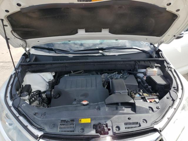 5TDKKRFH2FS112020 - 2015 TOYOTA HIGHLANDER XLE WHITE photo 12
